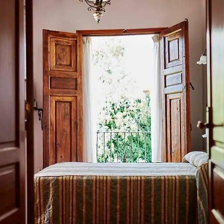 Hotel Casa De Arcos 3*